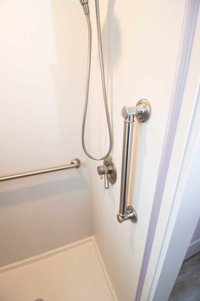 HoltBathroom-9